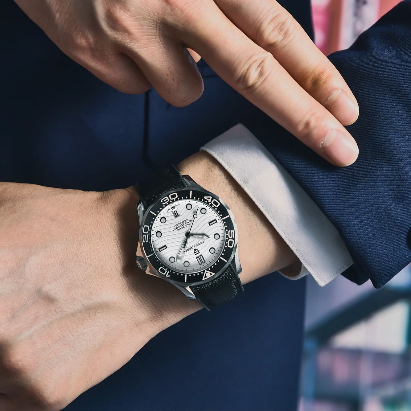 PAGANI DESIGN Modern Fashion M - Rubber Strap Diver บทวิจารณ์และราคา