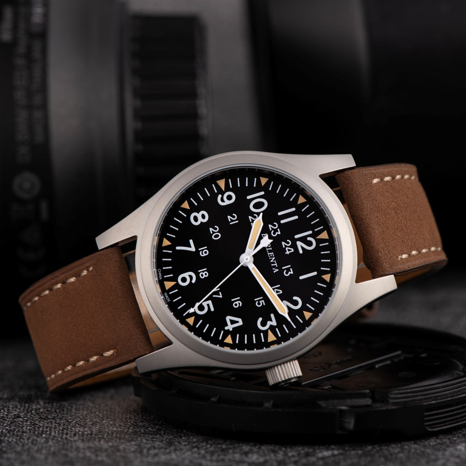 Berlenta vintage Matte Leather - Tropic Strap Vintage บทวิจารณ์และราคา