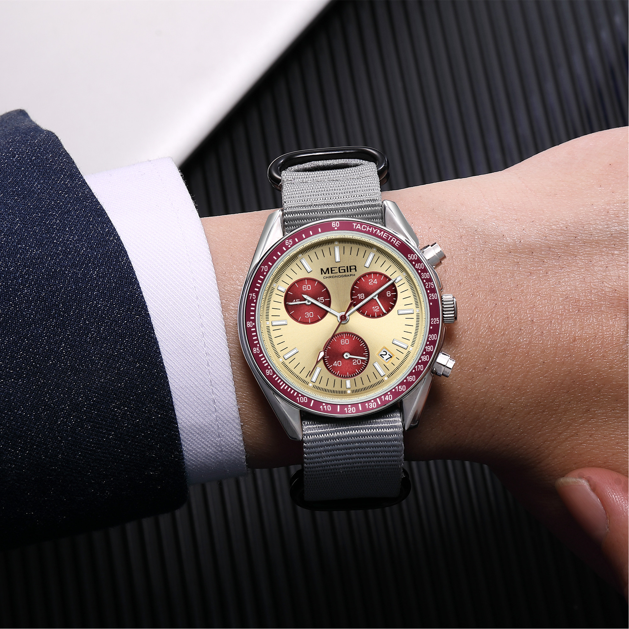 MEGIR Chronograph Canvas Strap - Canvas Strap Watch บทวิจารณ์และราคา